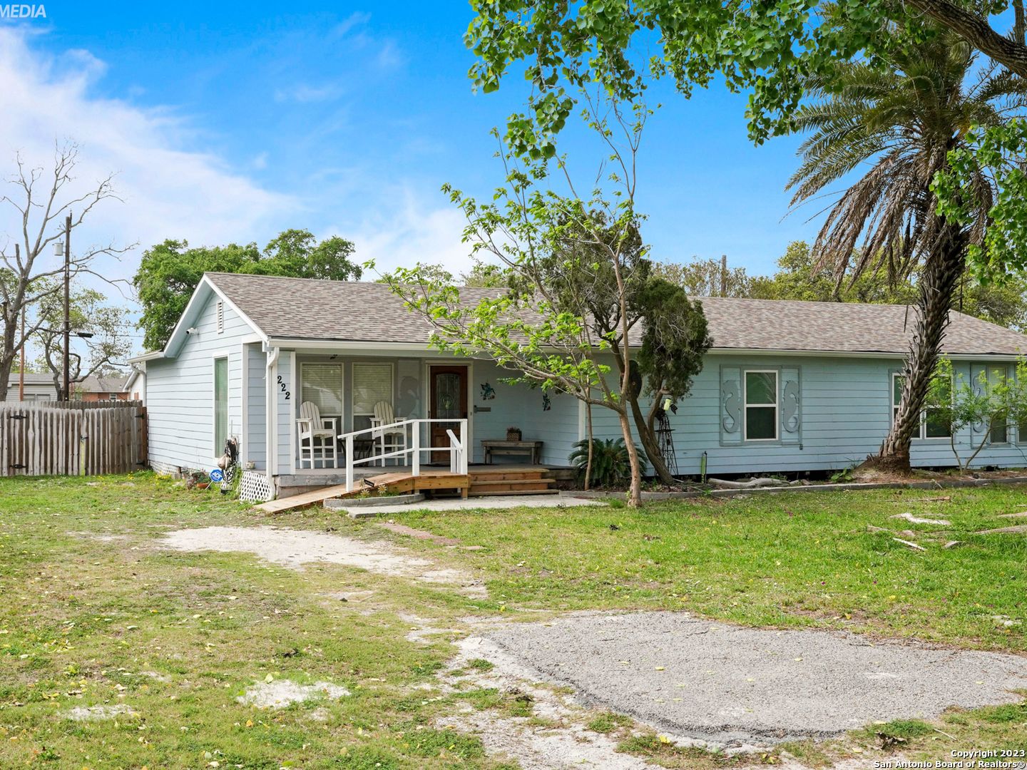 main property photo 3