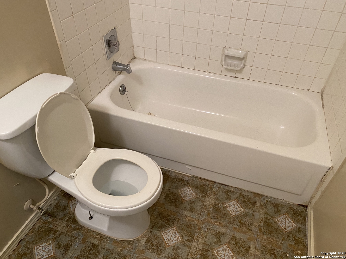 main property photo 21