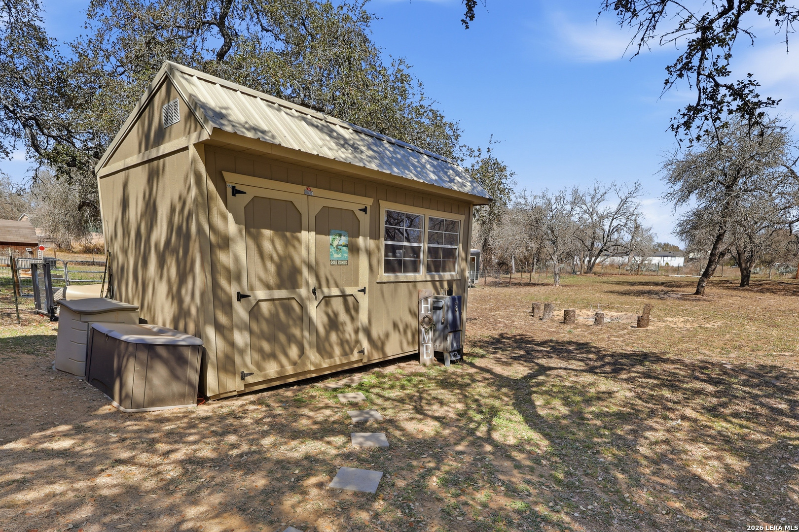 main property photo 14
