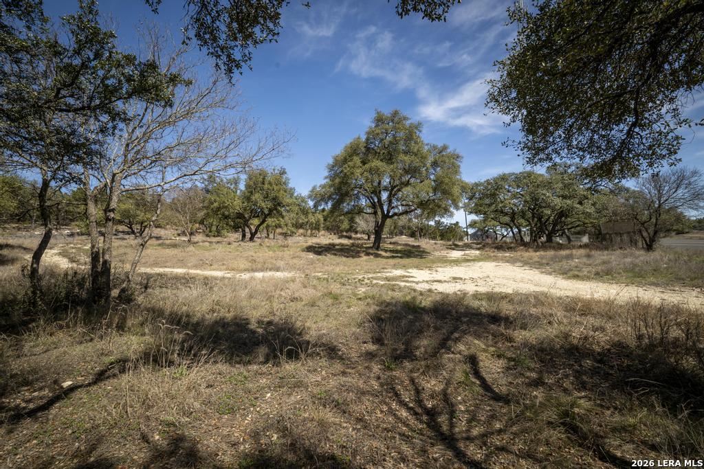 main property photo 17