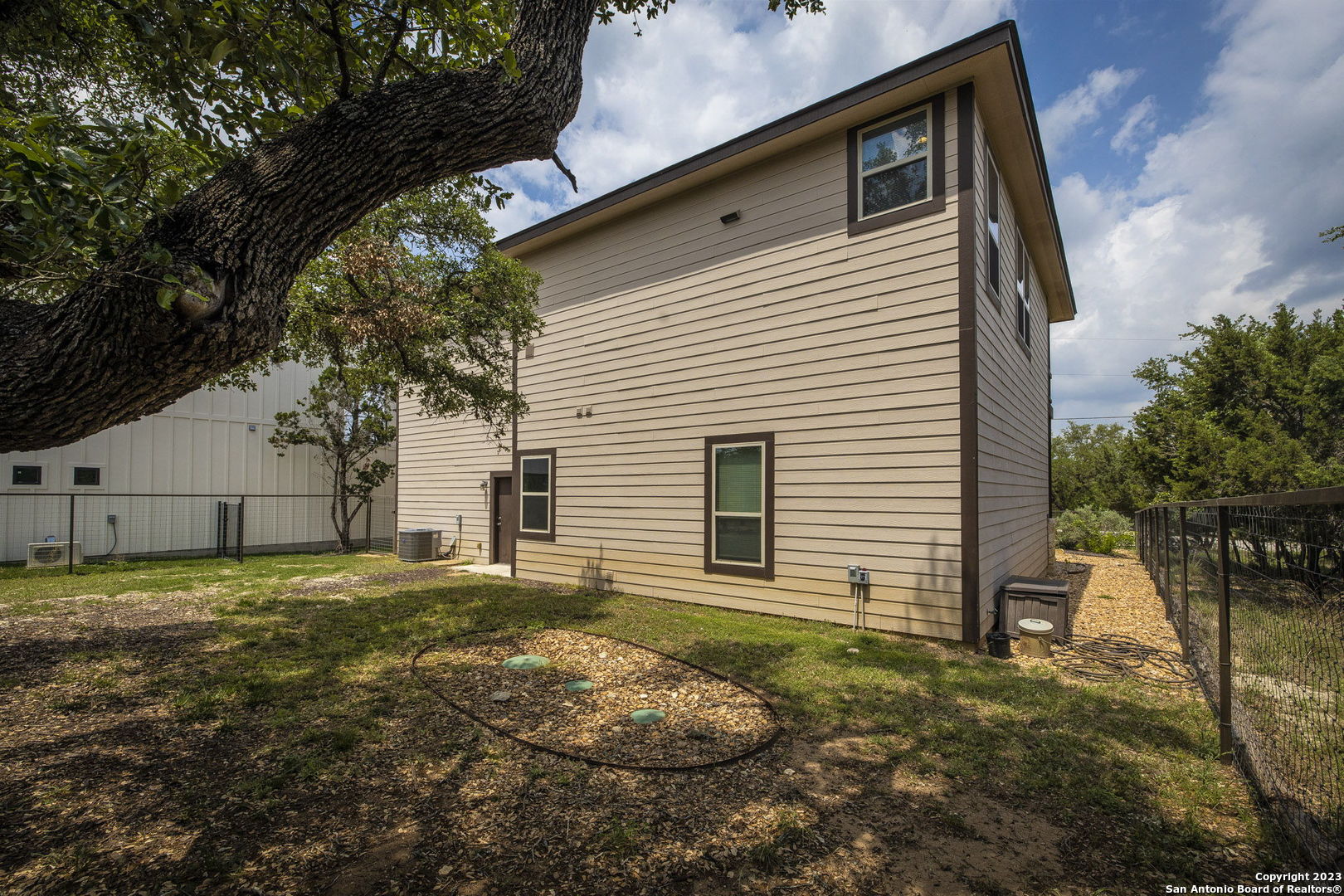 main property photo 42