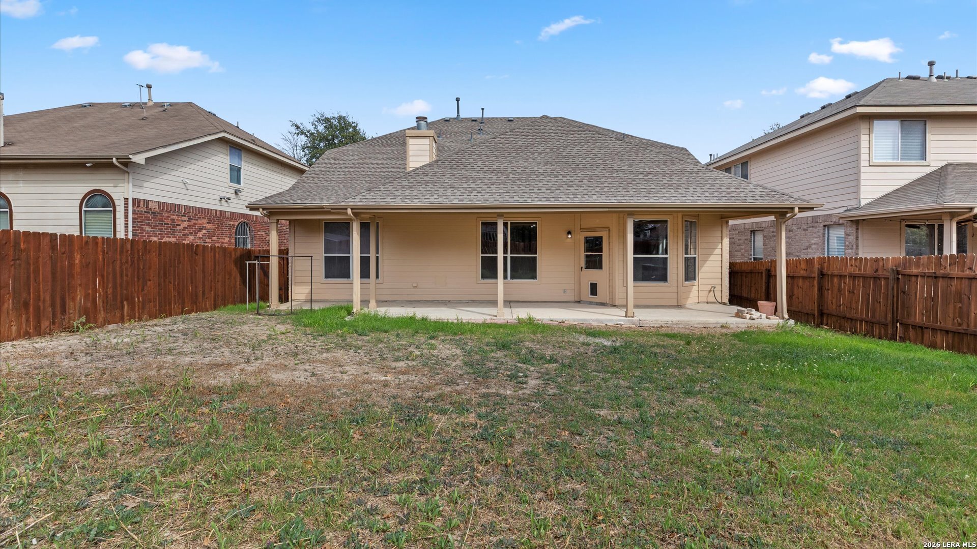 main property photo 13