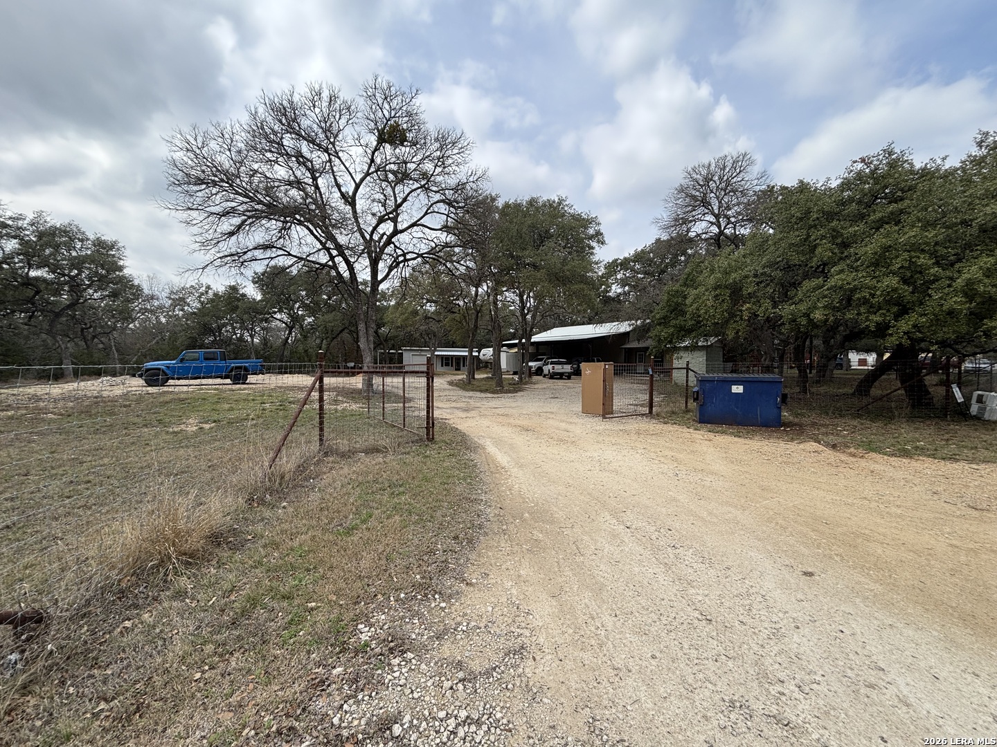 main property photo 19