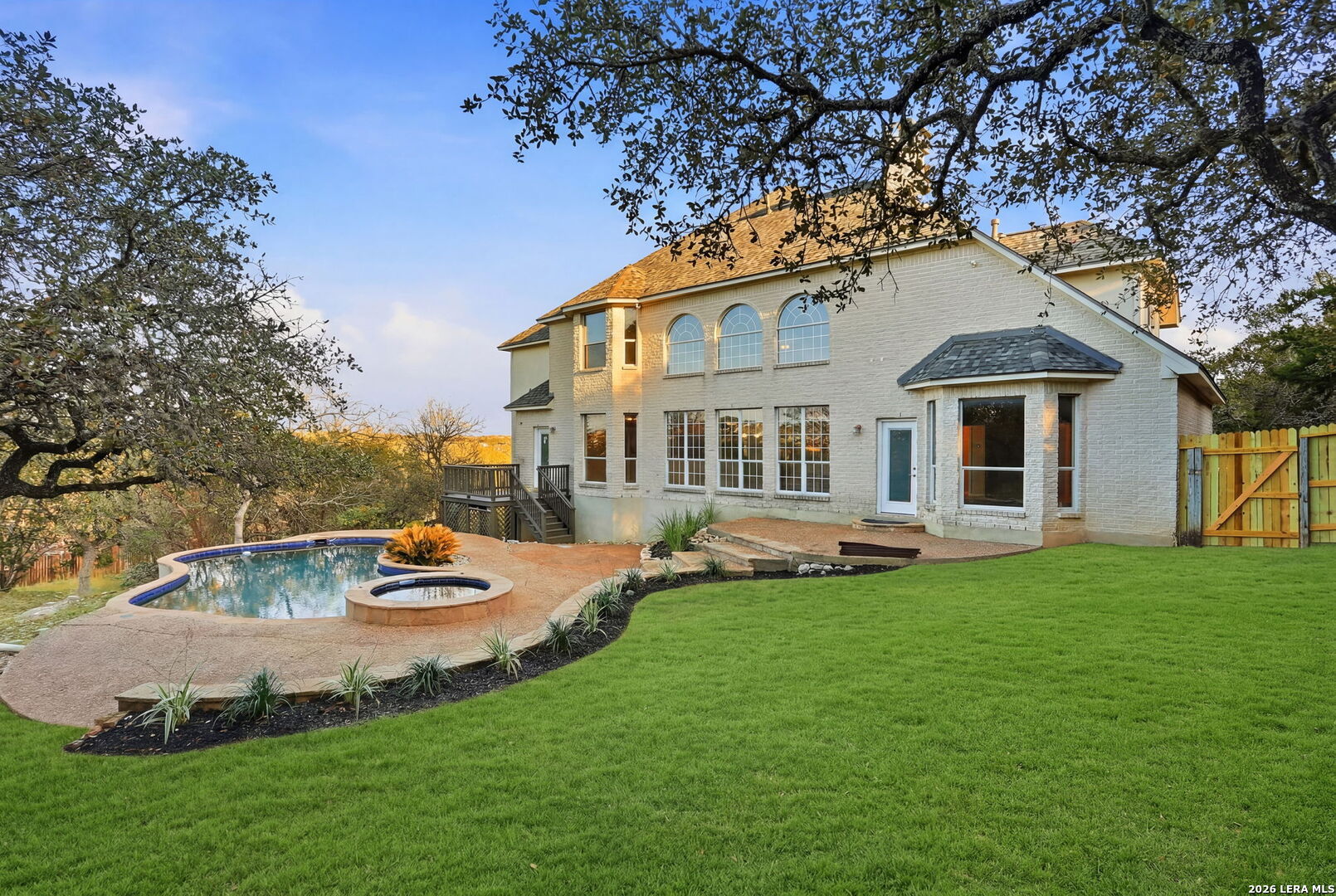 main property photo 35