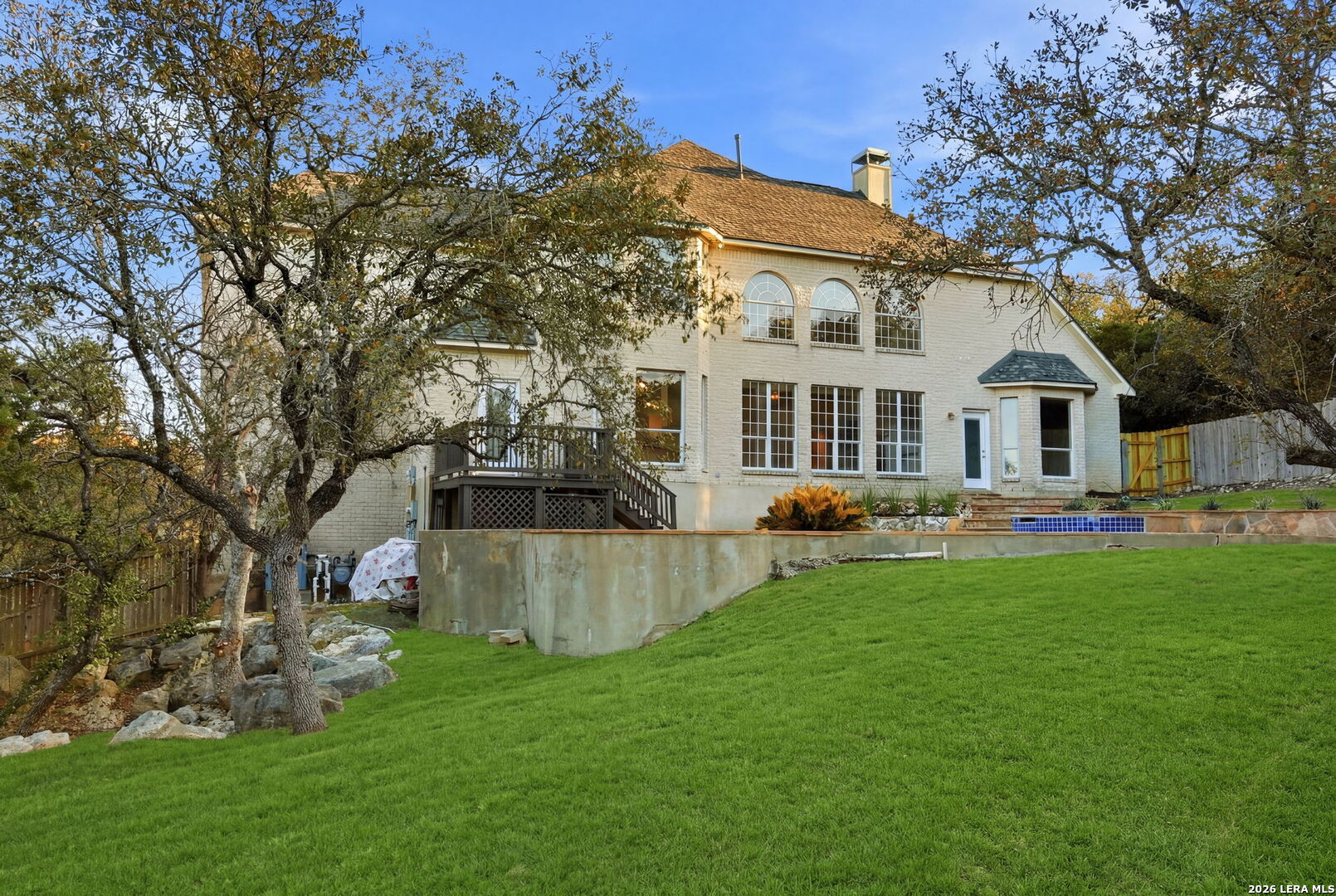 main property photo 39
