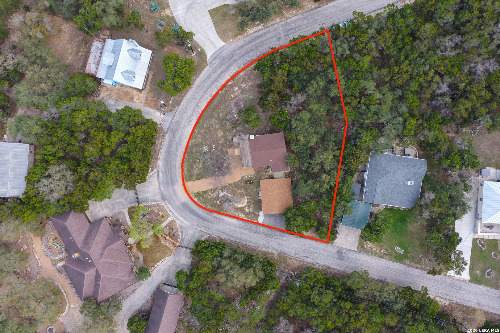 main property photo 39