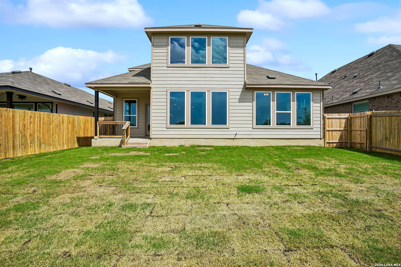 main property photo 29