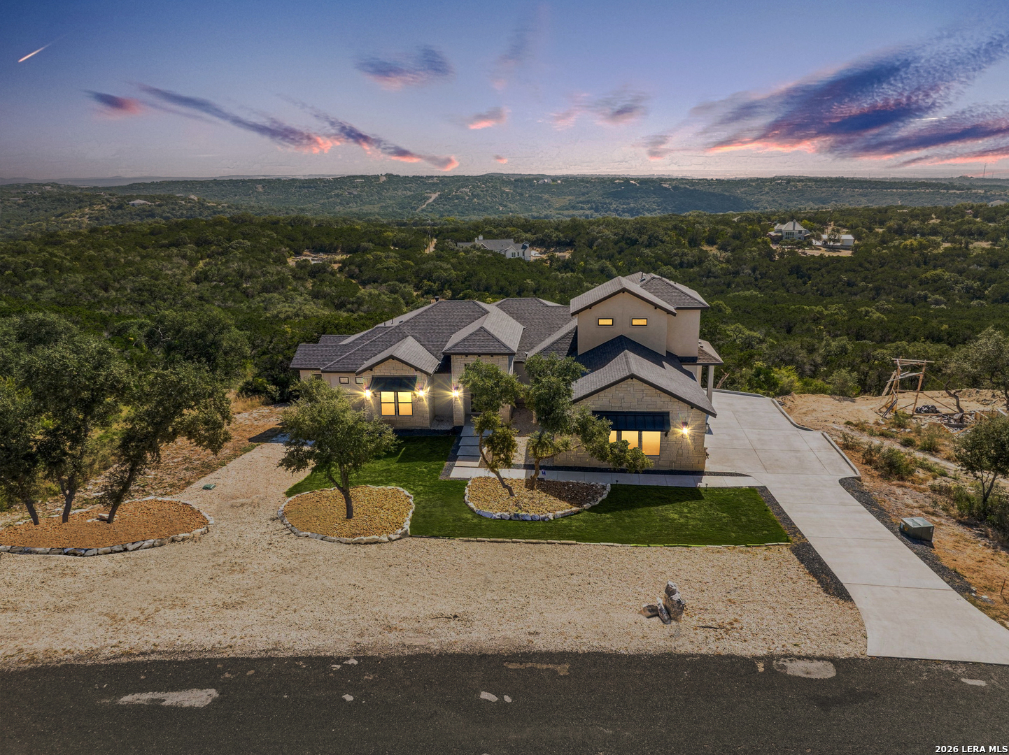 main property photo 46