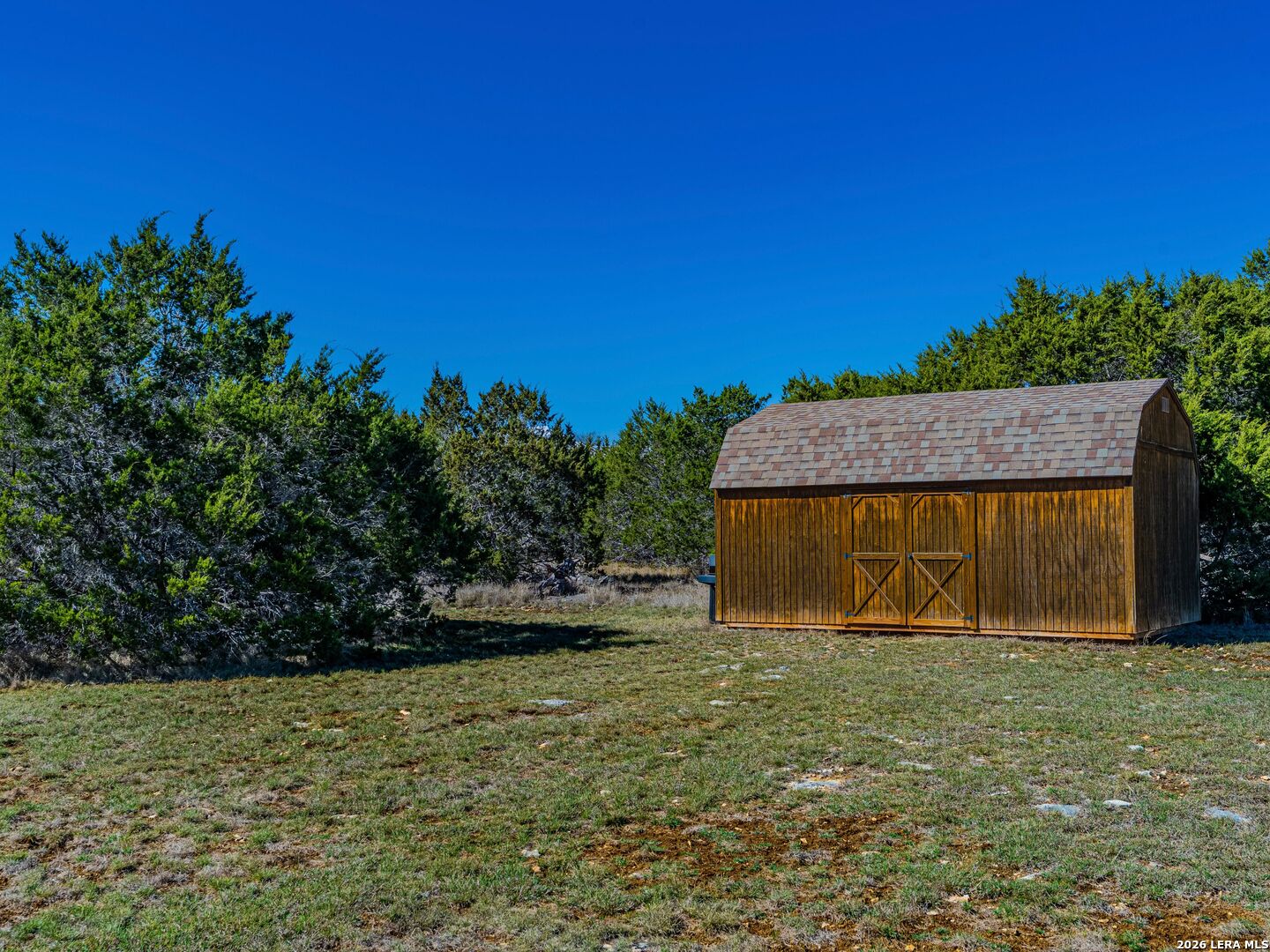 main property photo 45