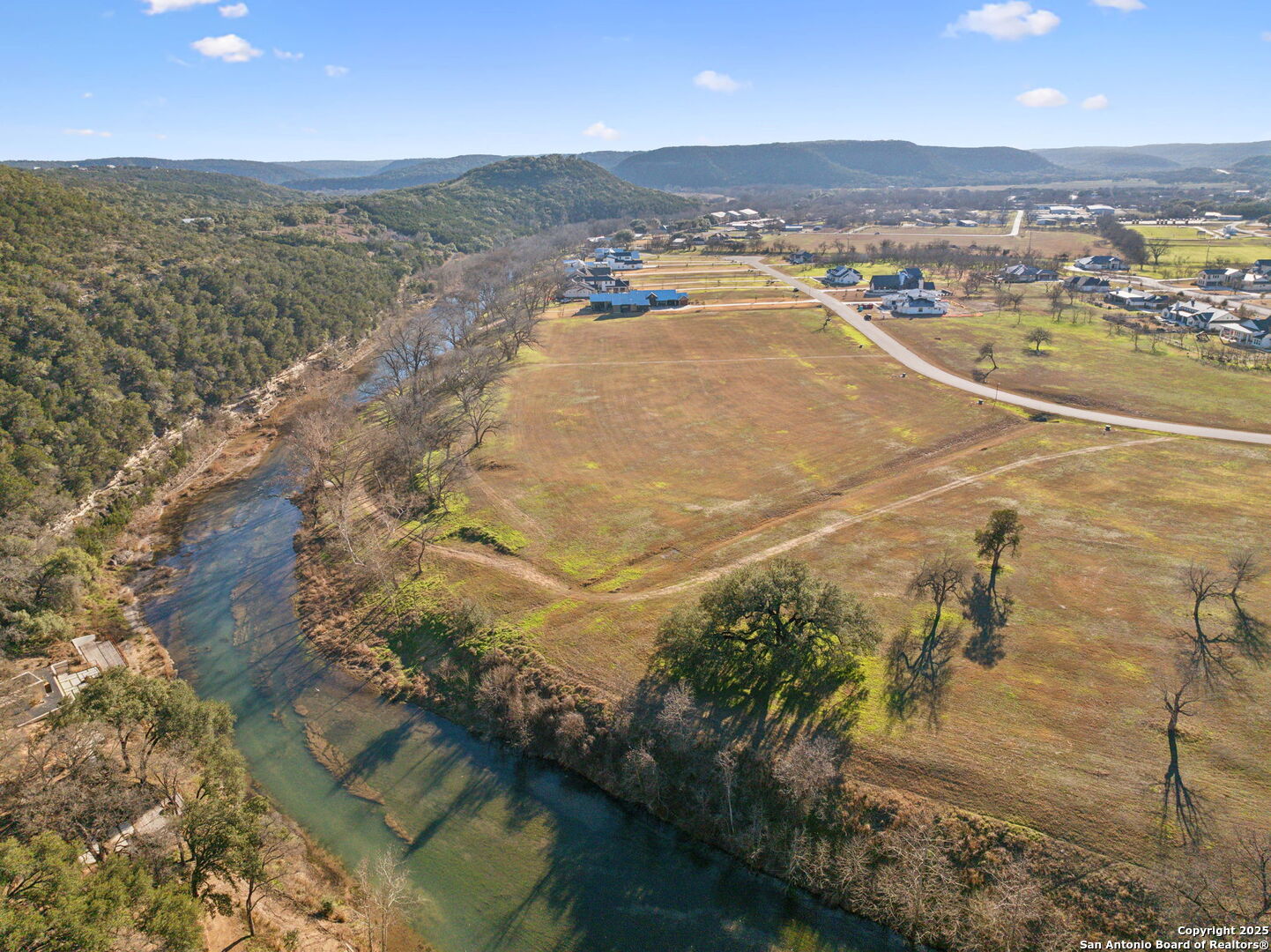 main property photo 15
