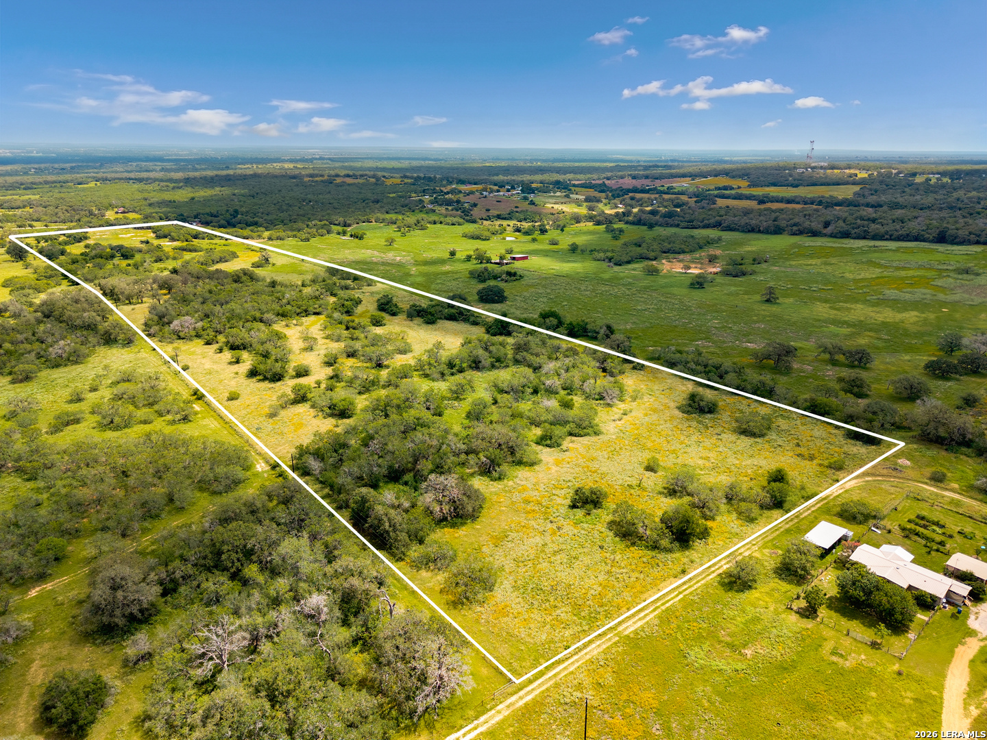 main property photo 23