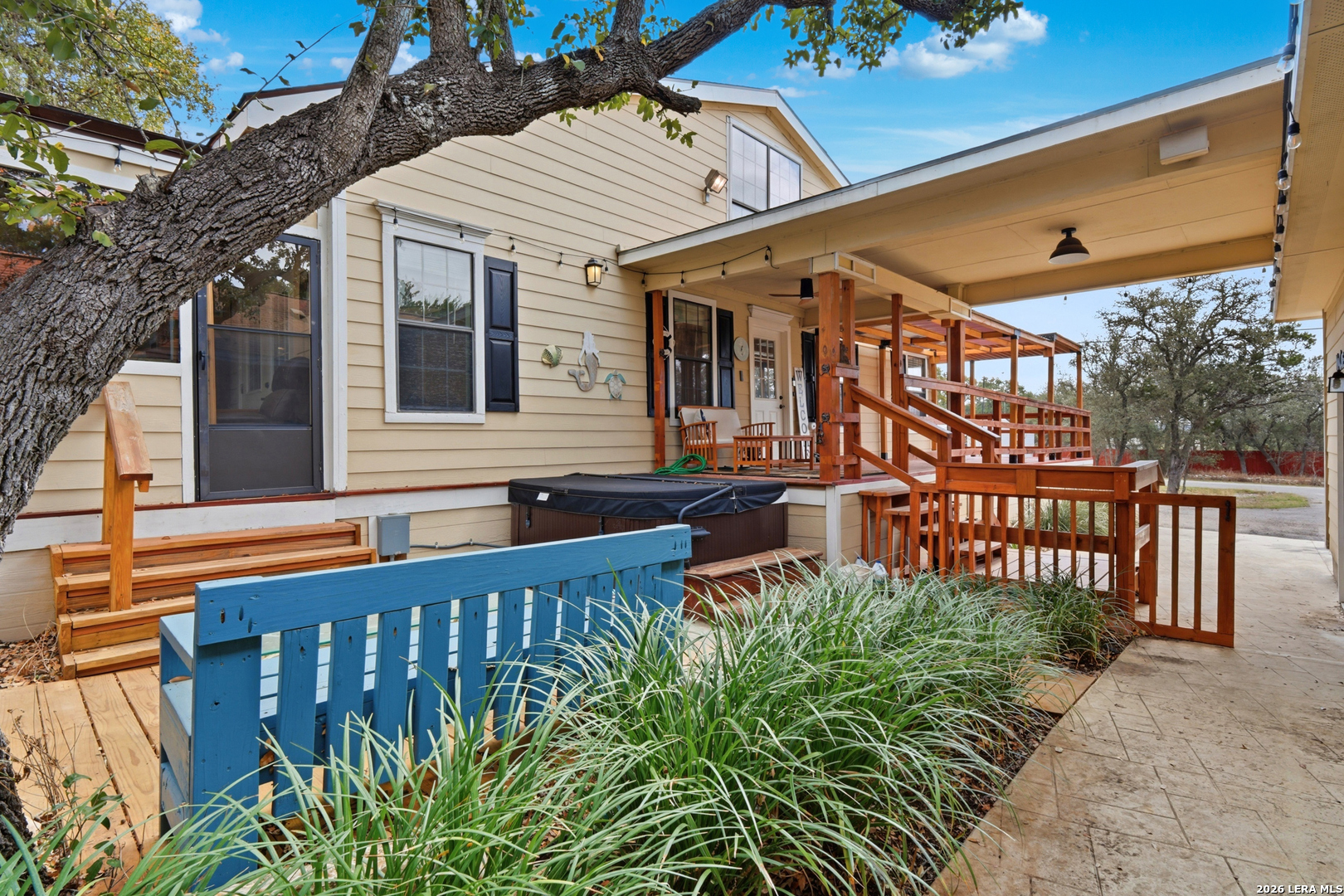 main property photo 20