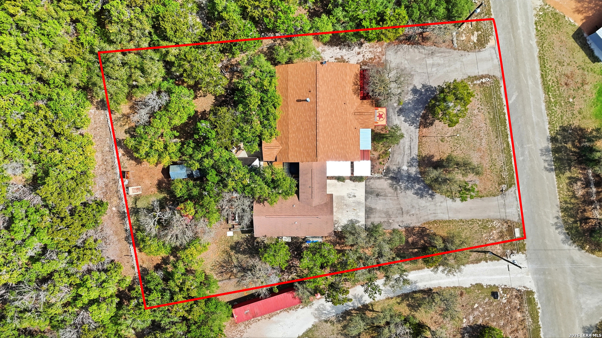 main property photo 27
