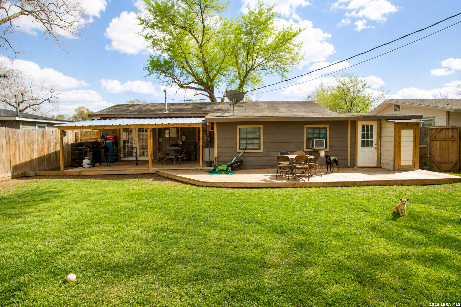main property photo 19