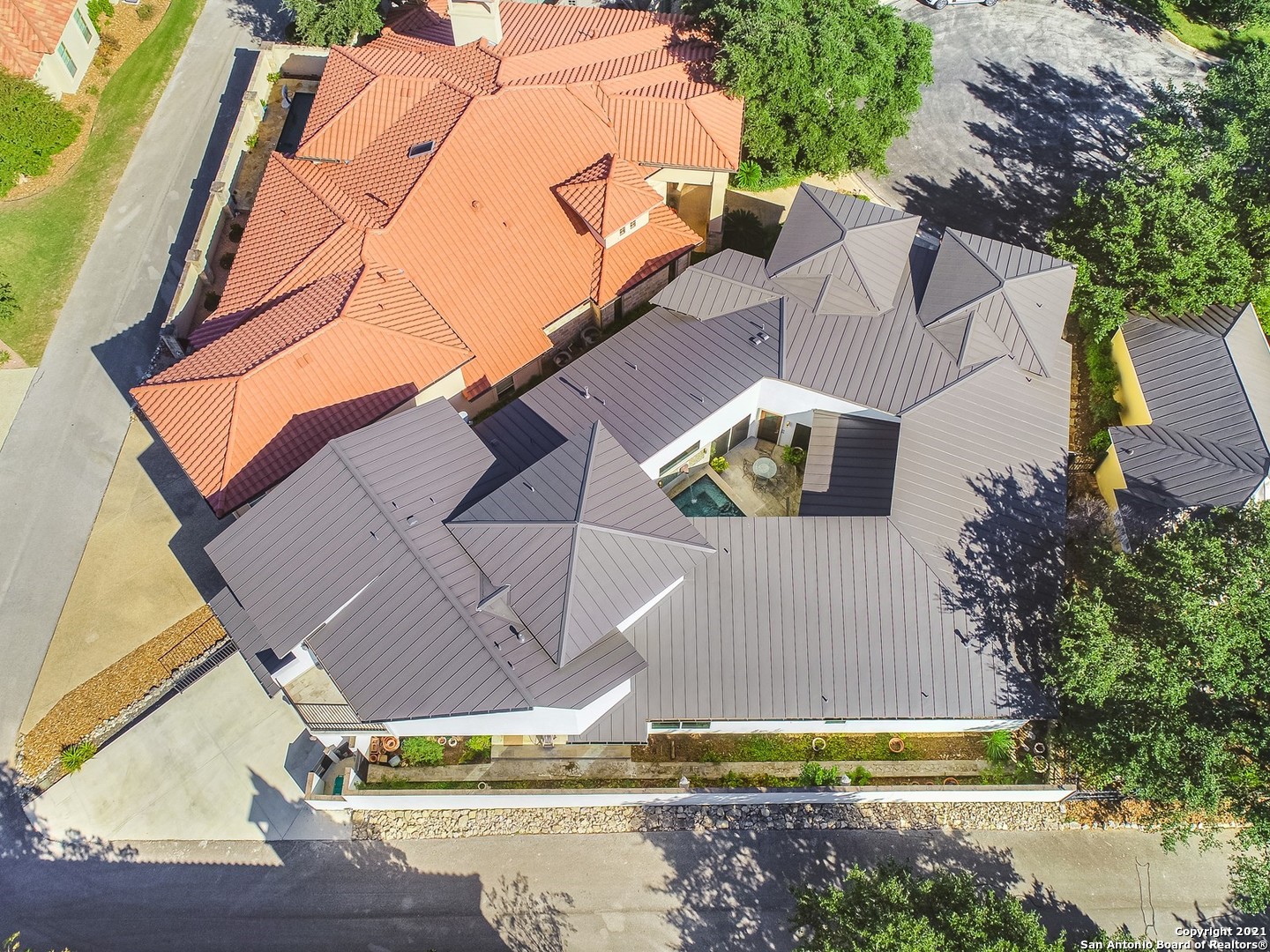 main property photo 44