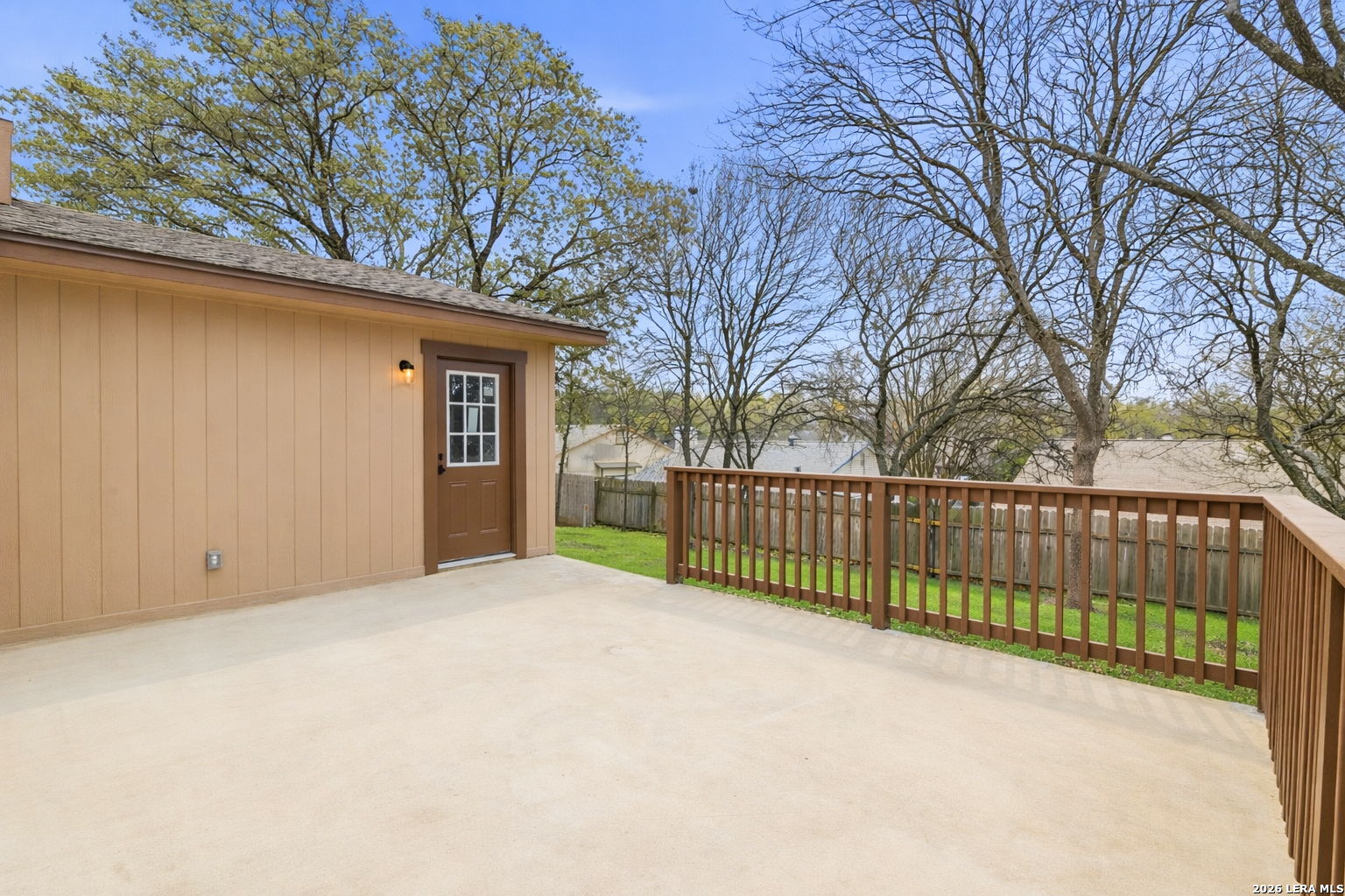 main property photo 19