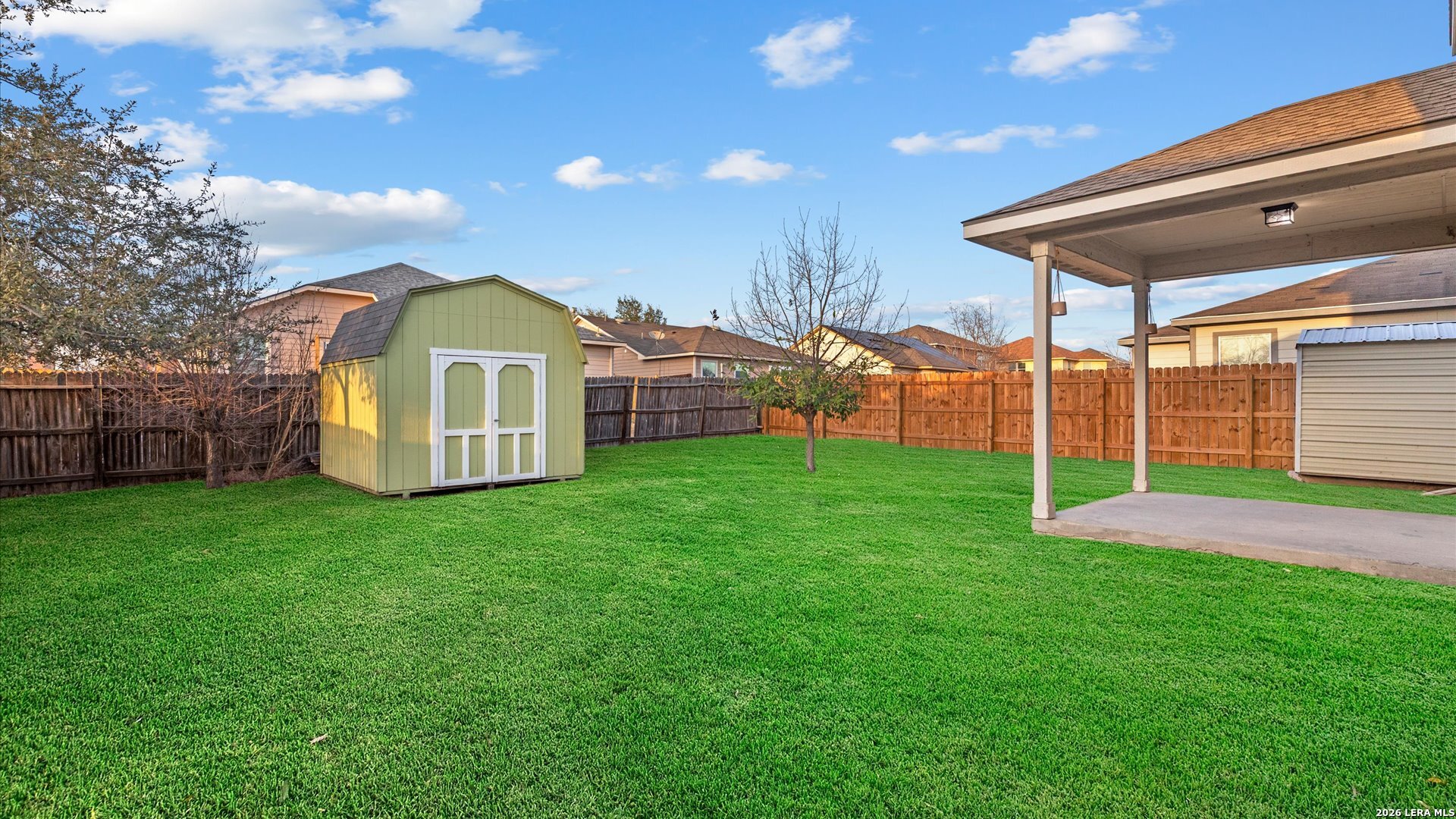 main property photo 17