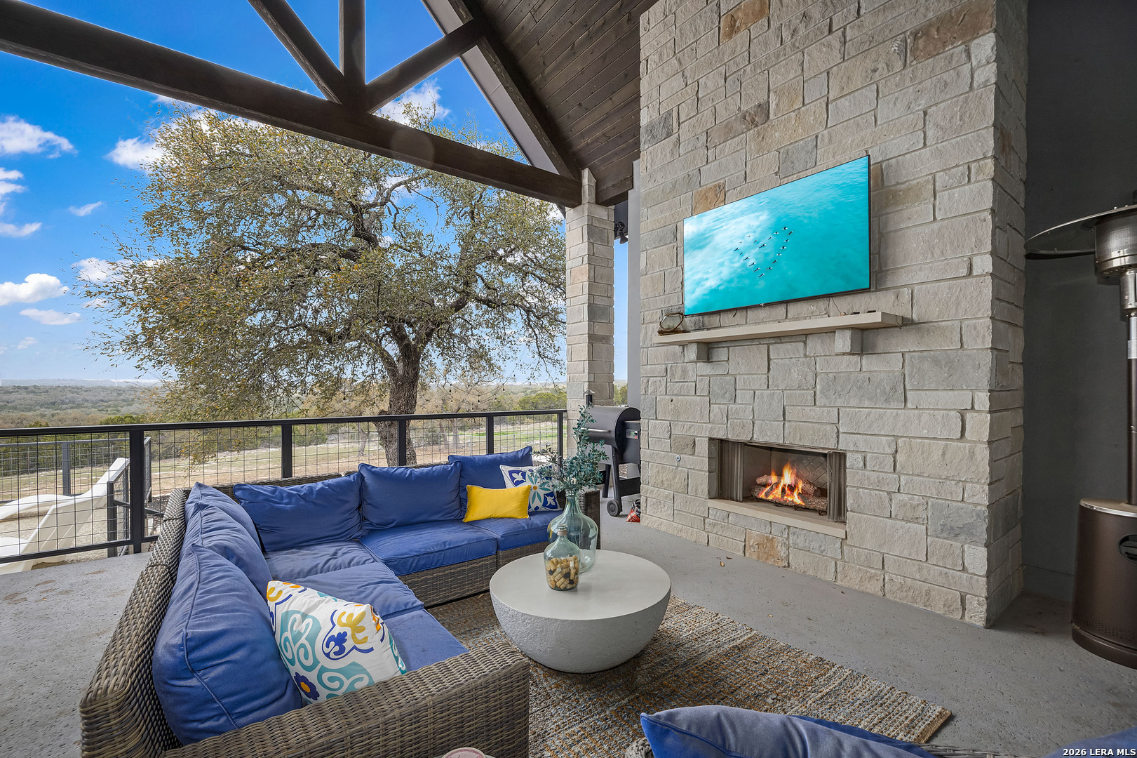 main property photo 36