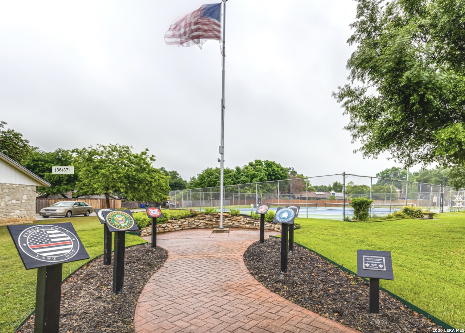 main property photo 35