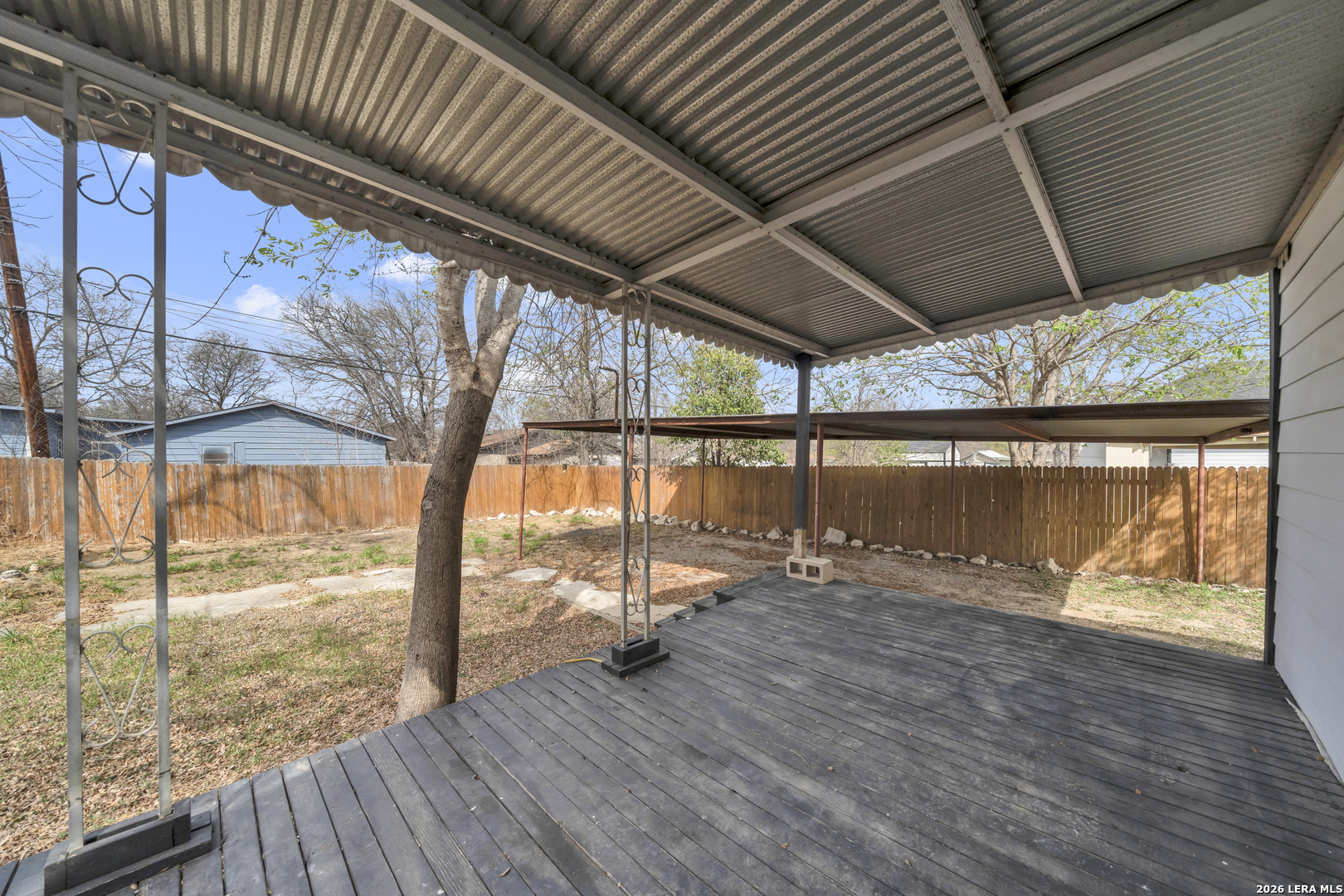 main property photo 19