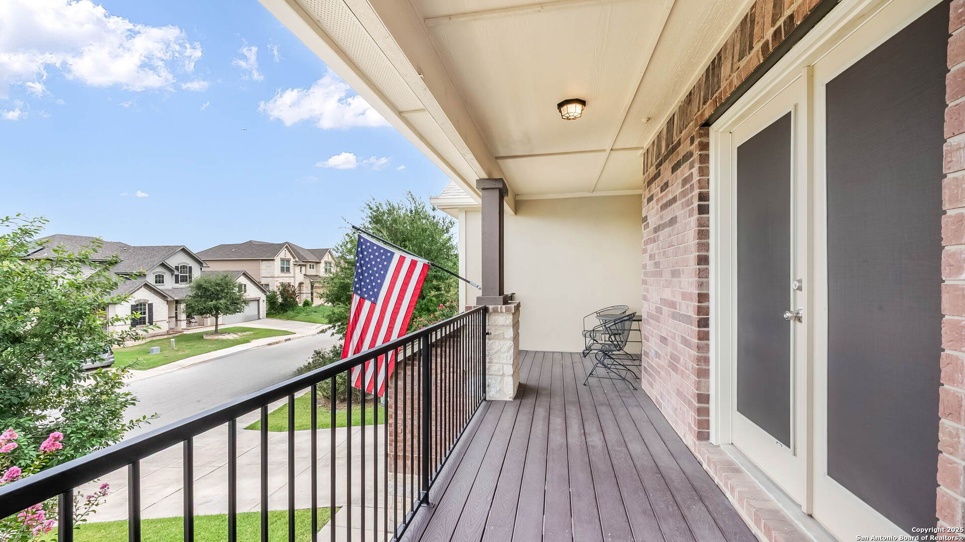 main property photo 14