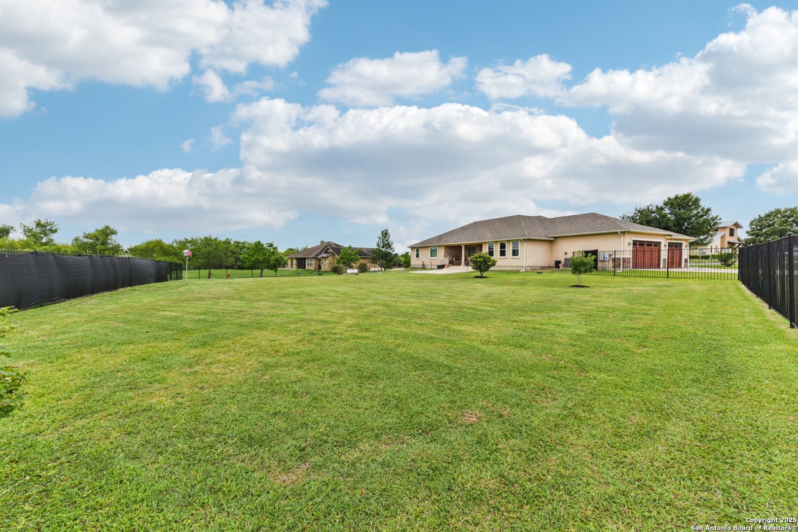 main property photo 44