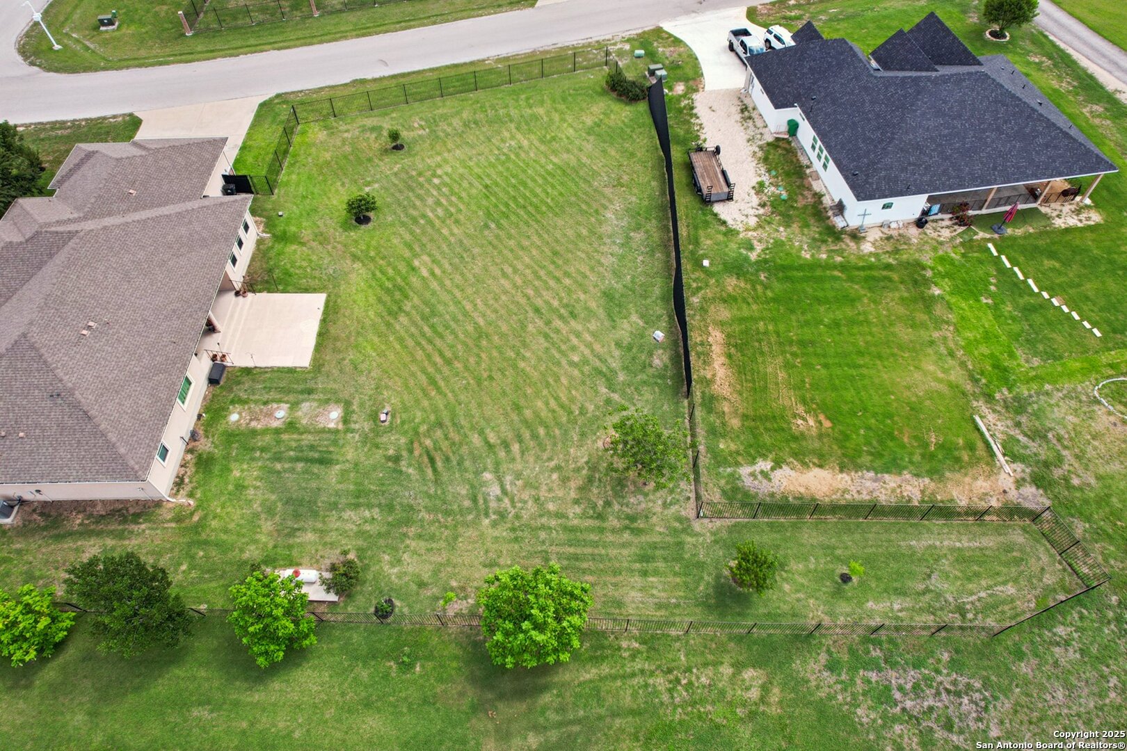 main property photo 51