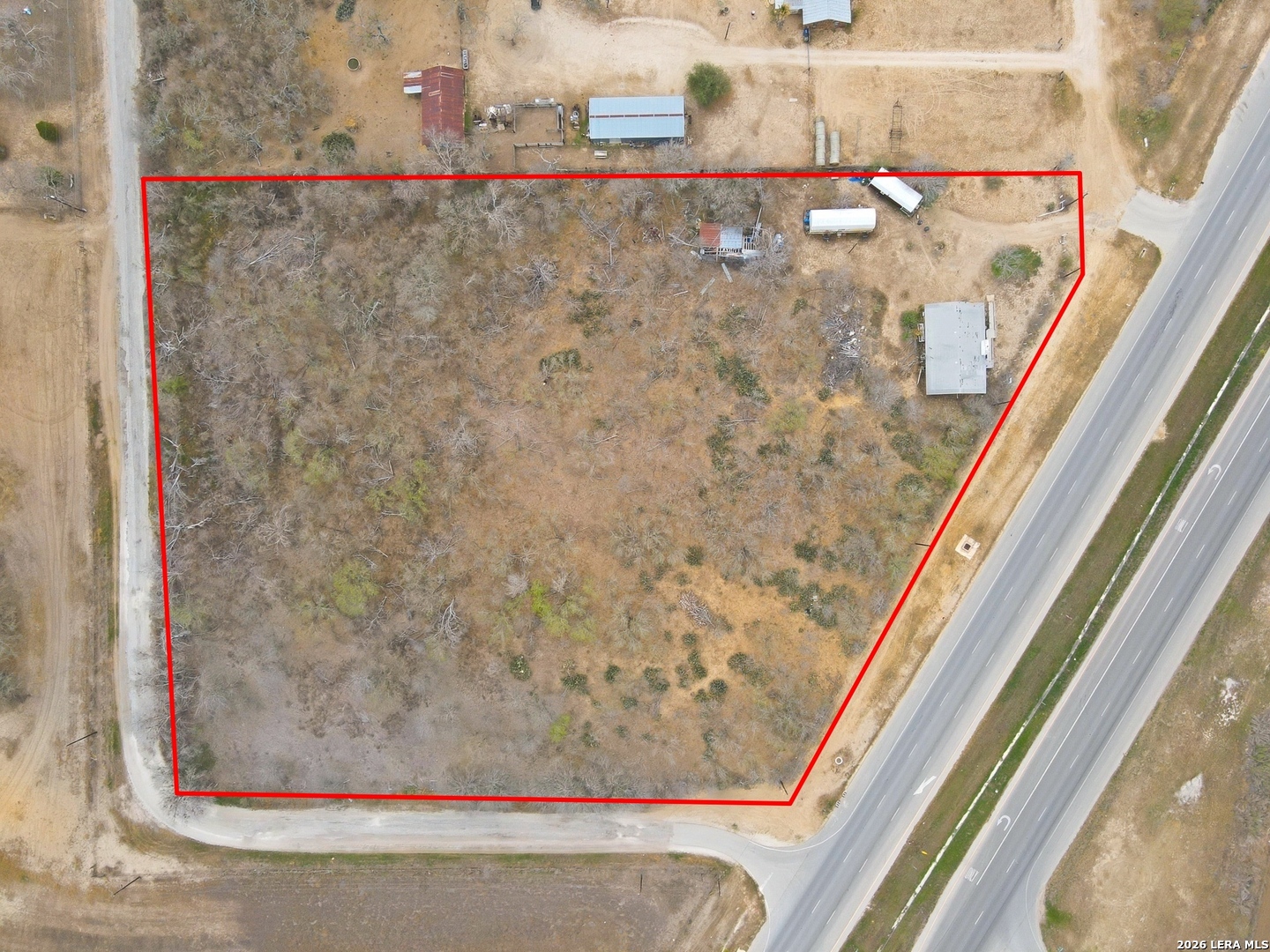 main property photo 10