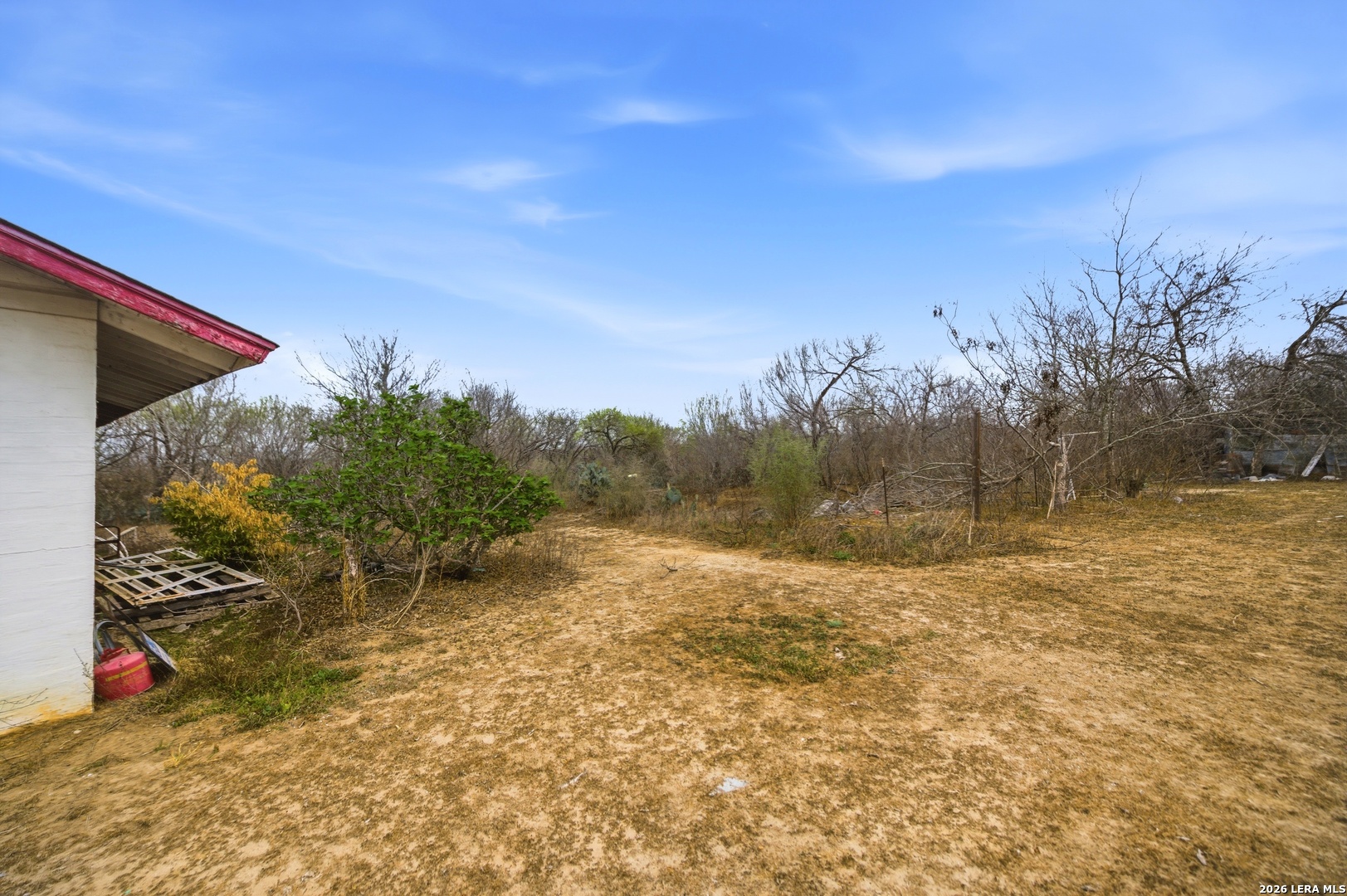 main property photo 13