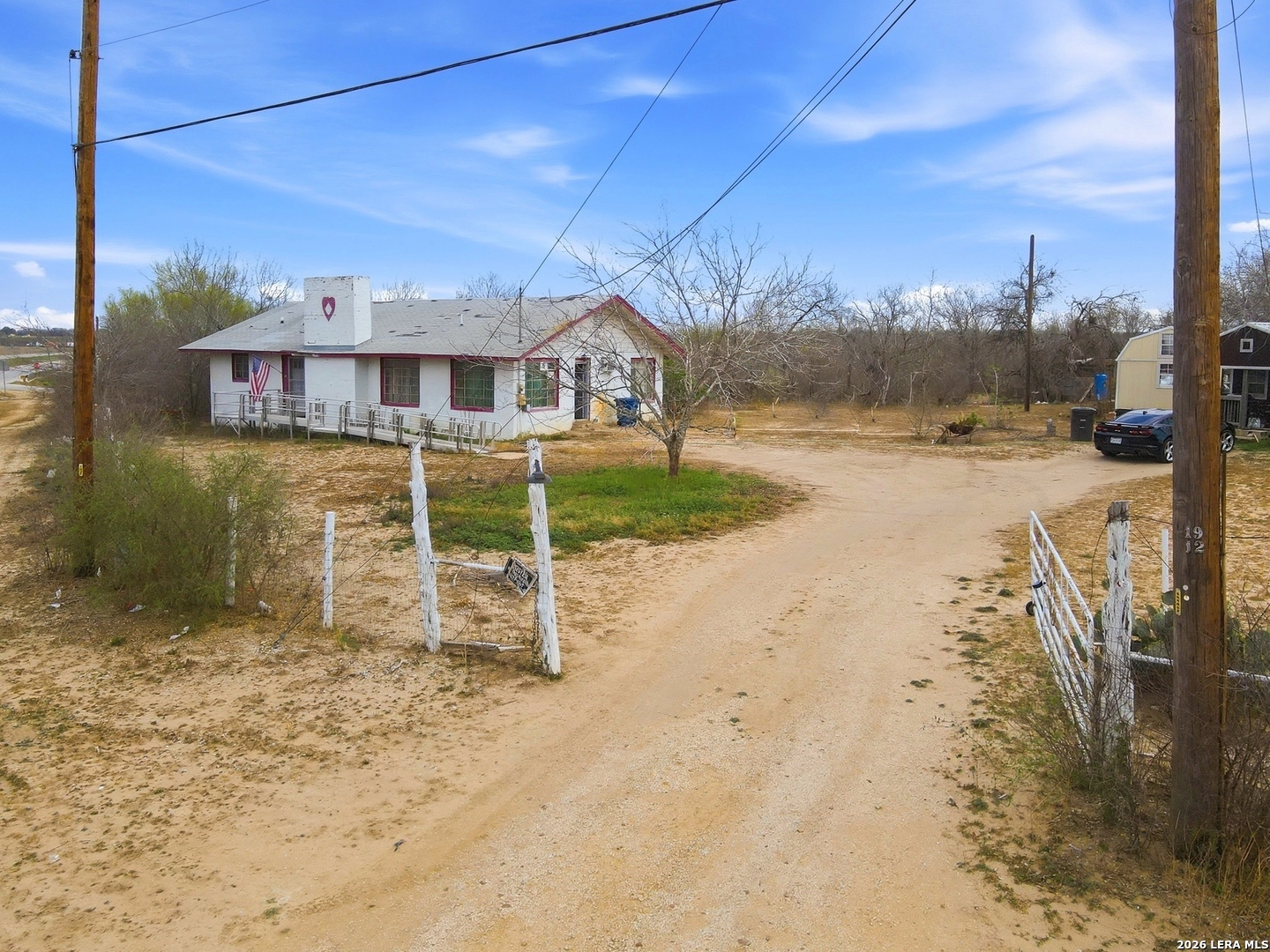 main property photo 17