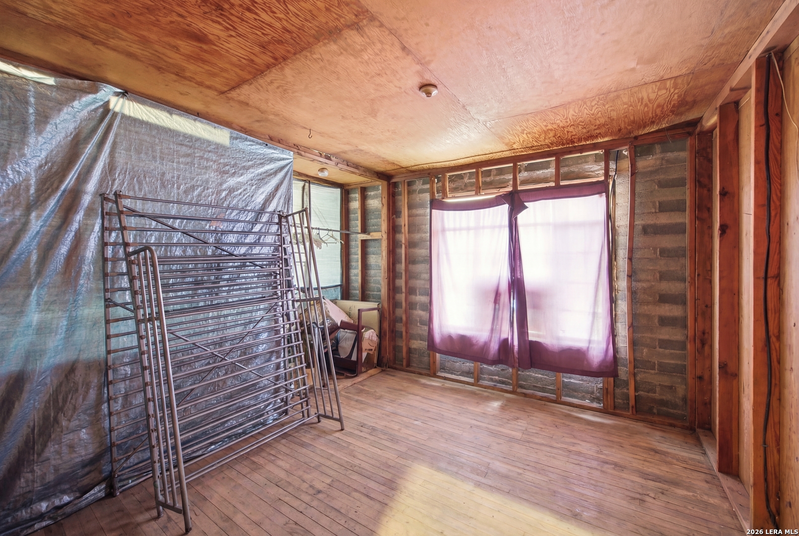 main property photo 19