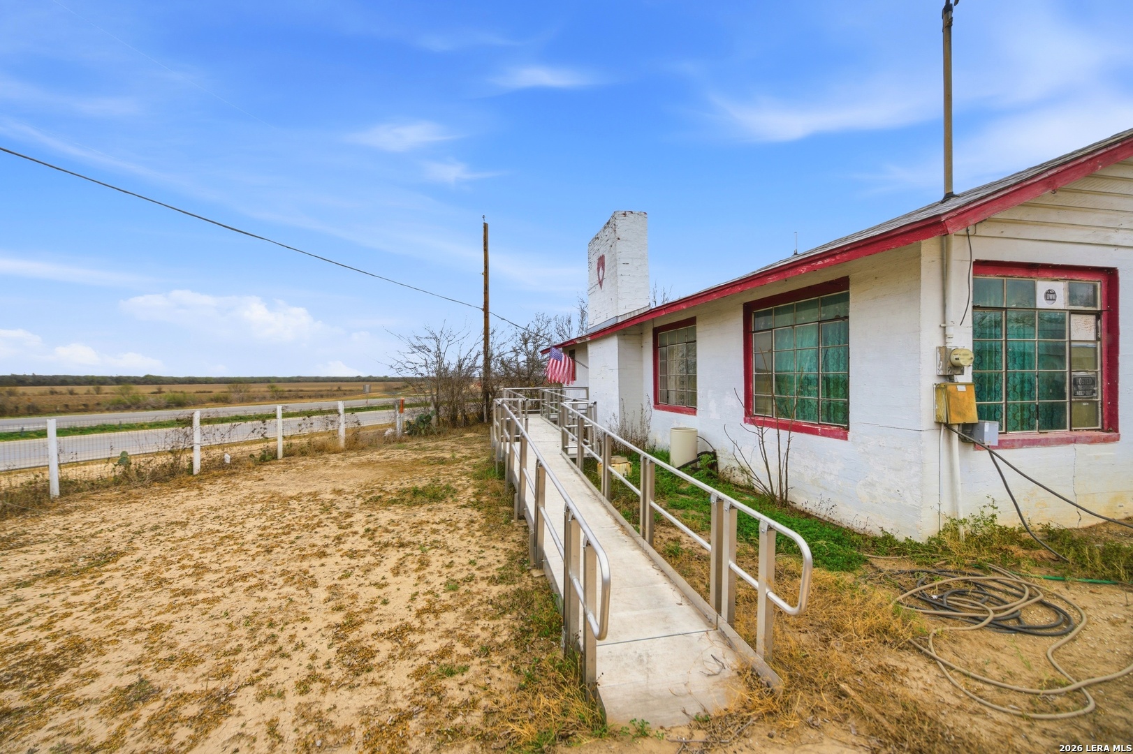 main property photo 20