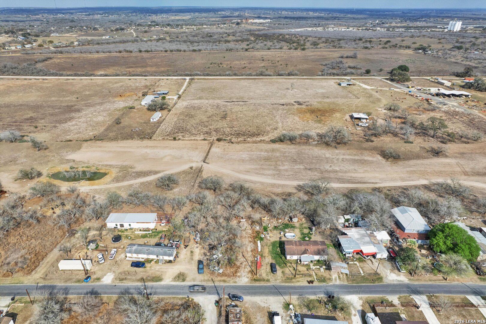 main property photo 9