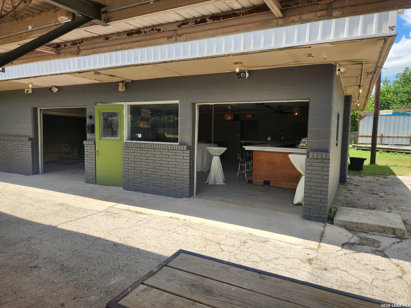 main property photo 12