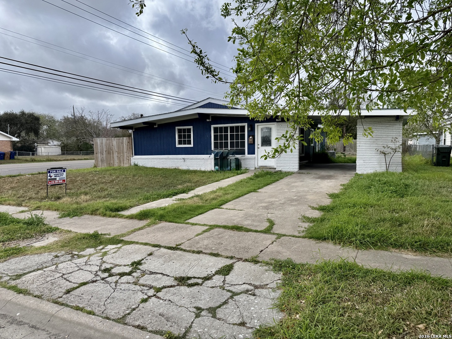 main property photo 1