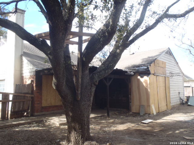 main property photo 8