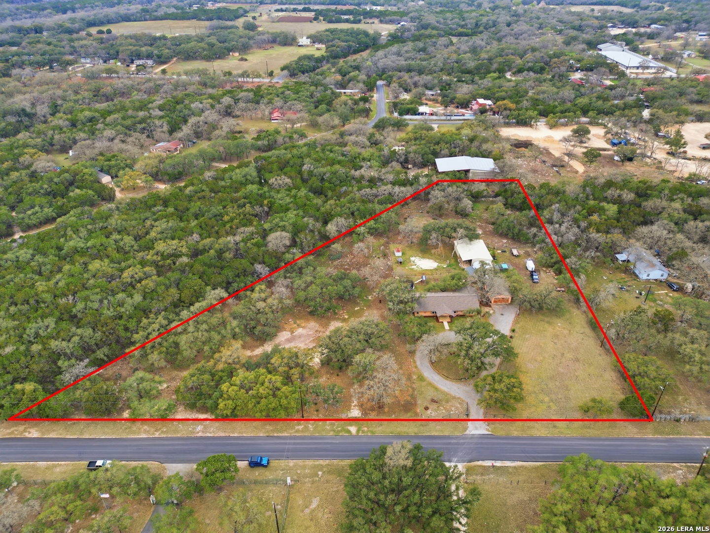 main property photo 30
