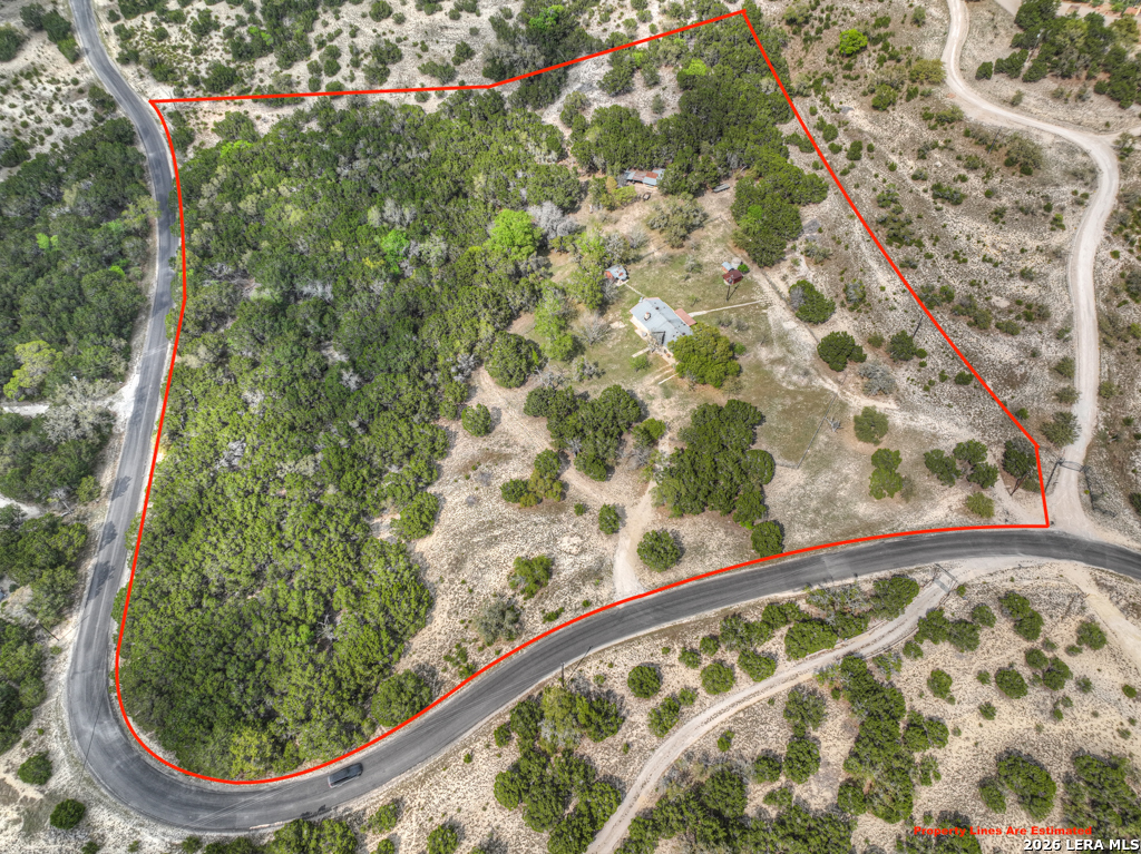 main property photo 40