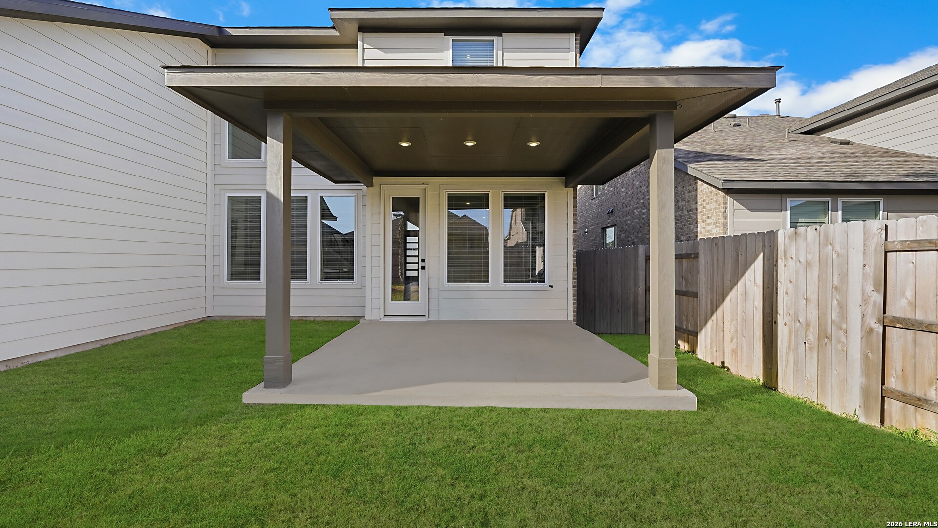 main property photo 47