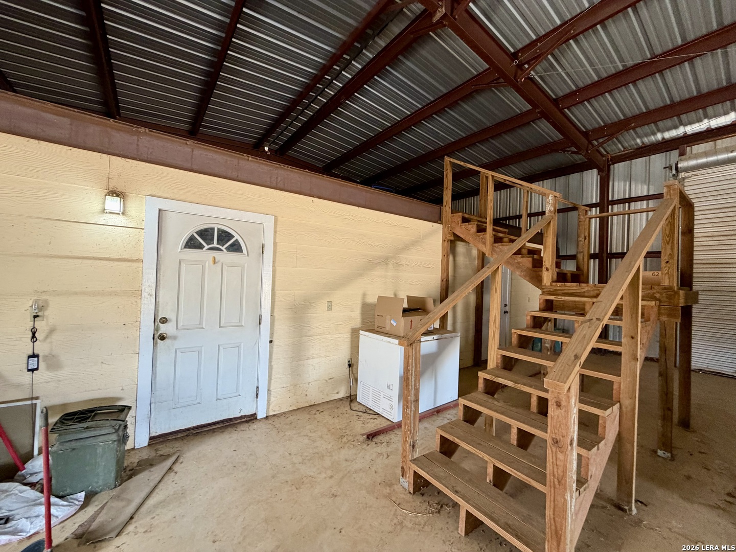 main property photo 29
