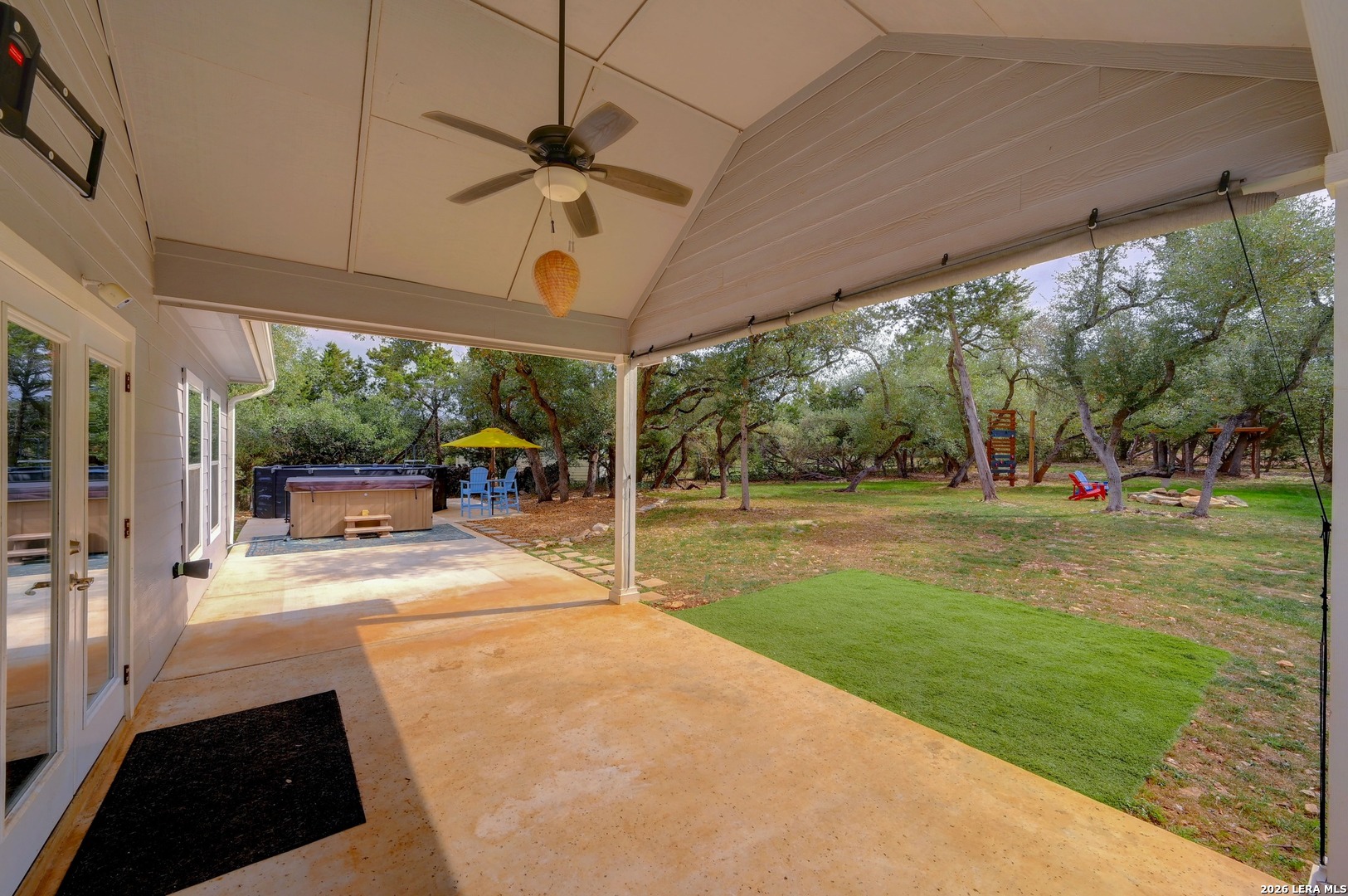 main property photo 21
