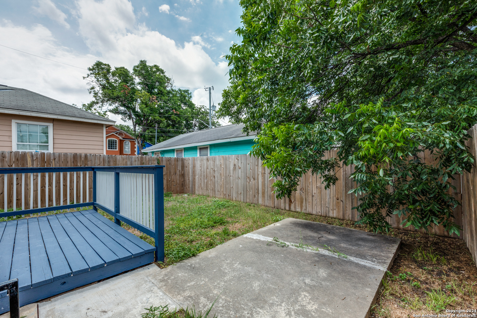 main property photo 22