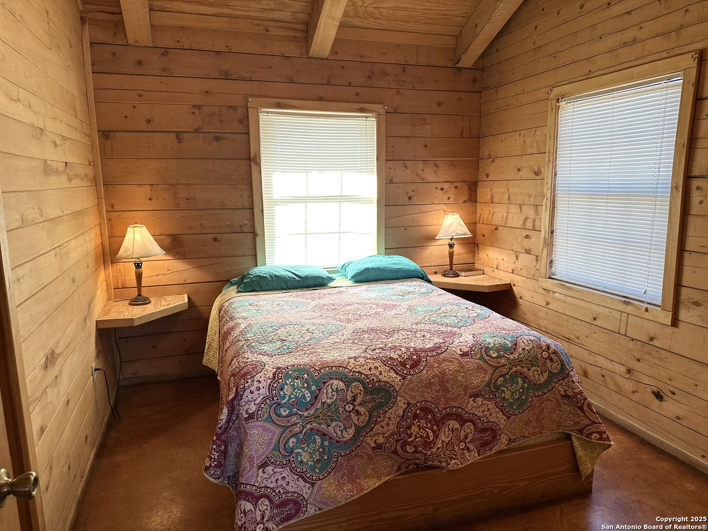 main property photo 6