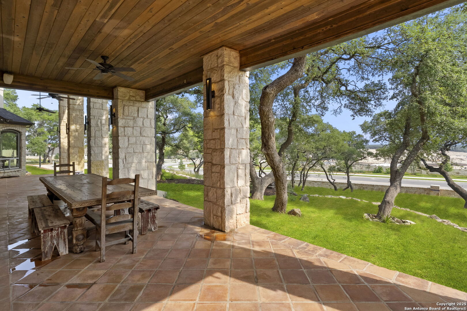 main property photo 34