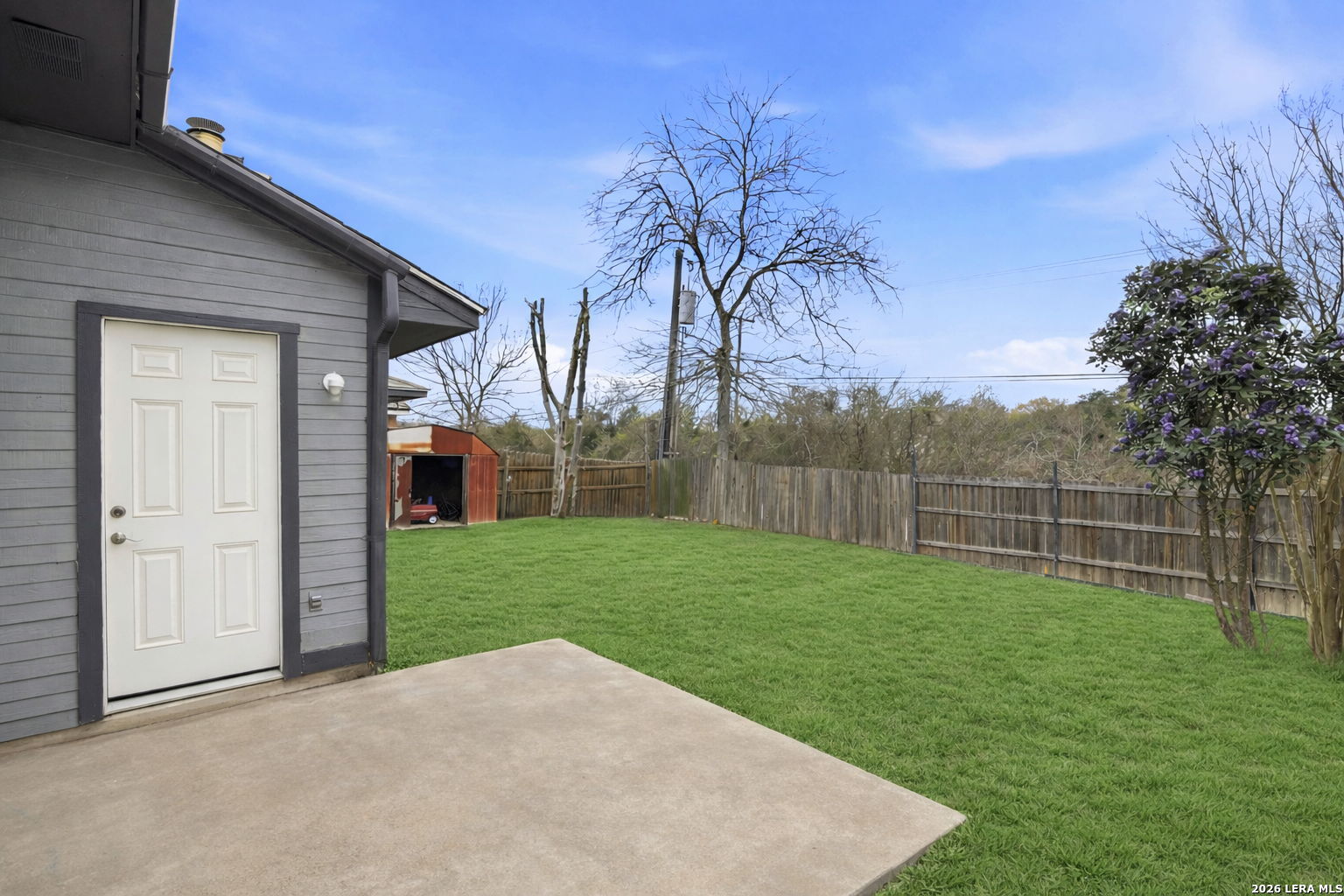 main property photo 17