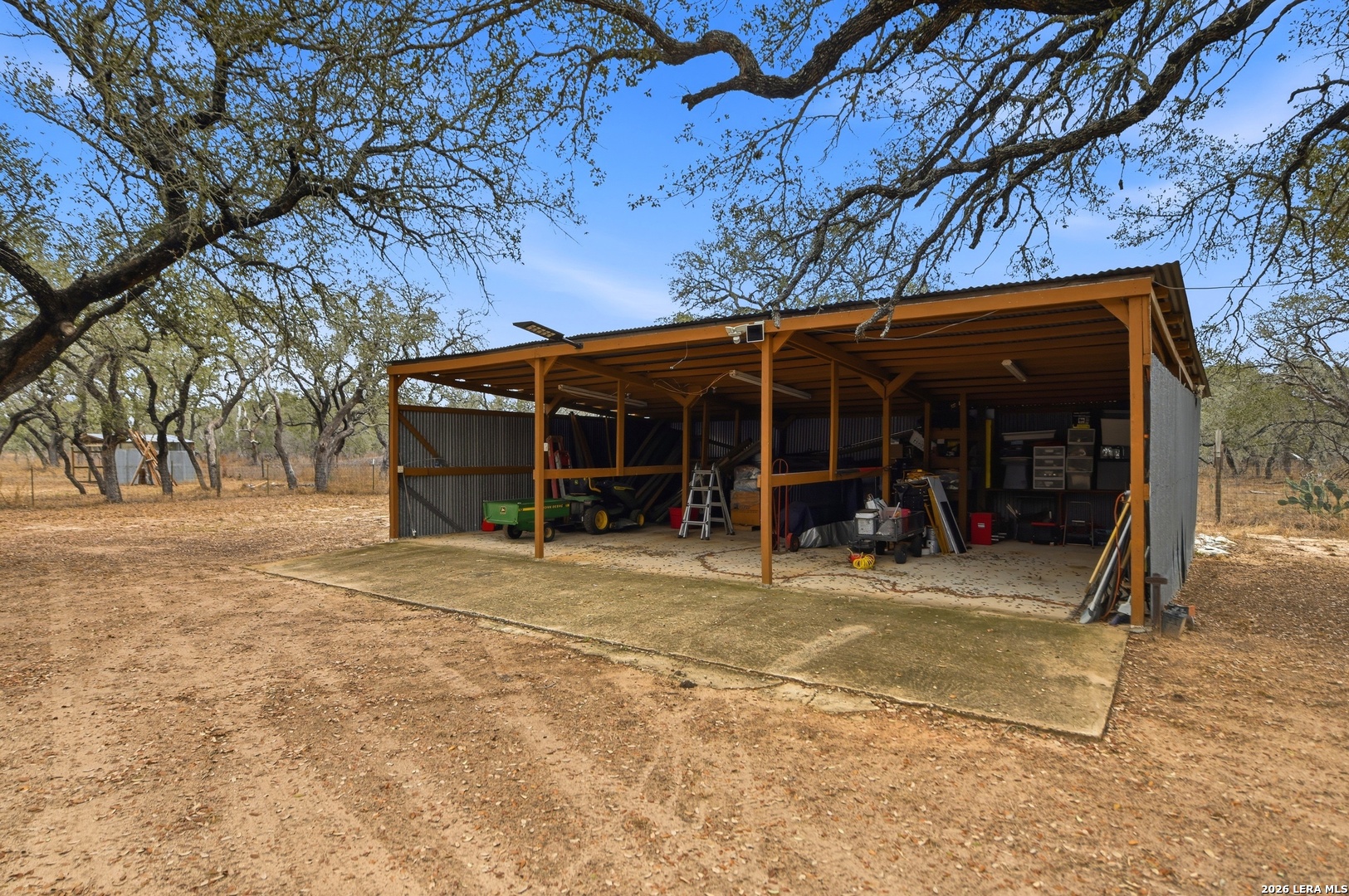 main property photo 43