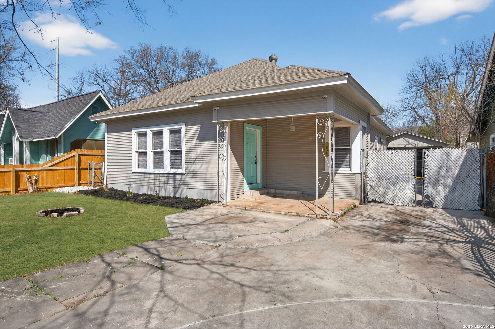 main property photo 2