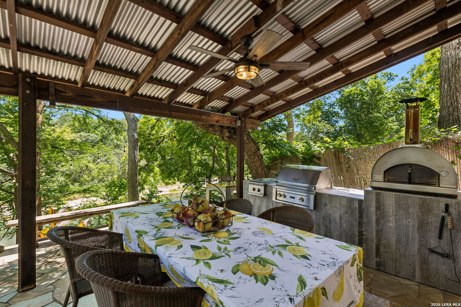 main property photo 13