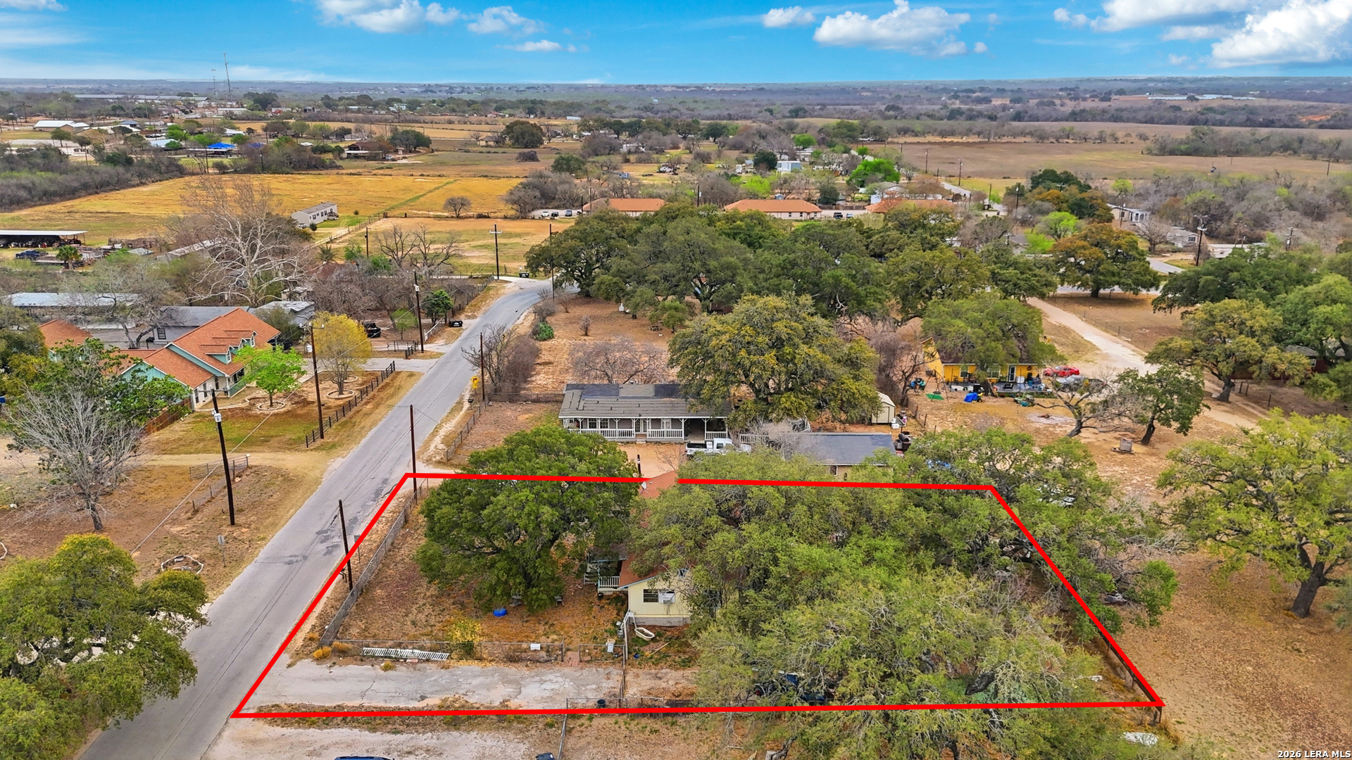 main property photo 9