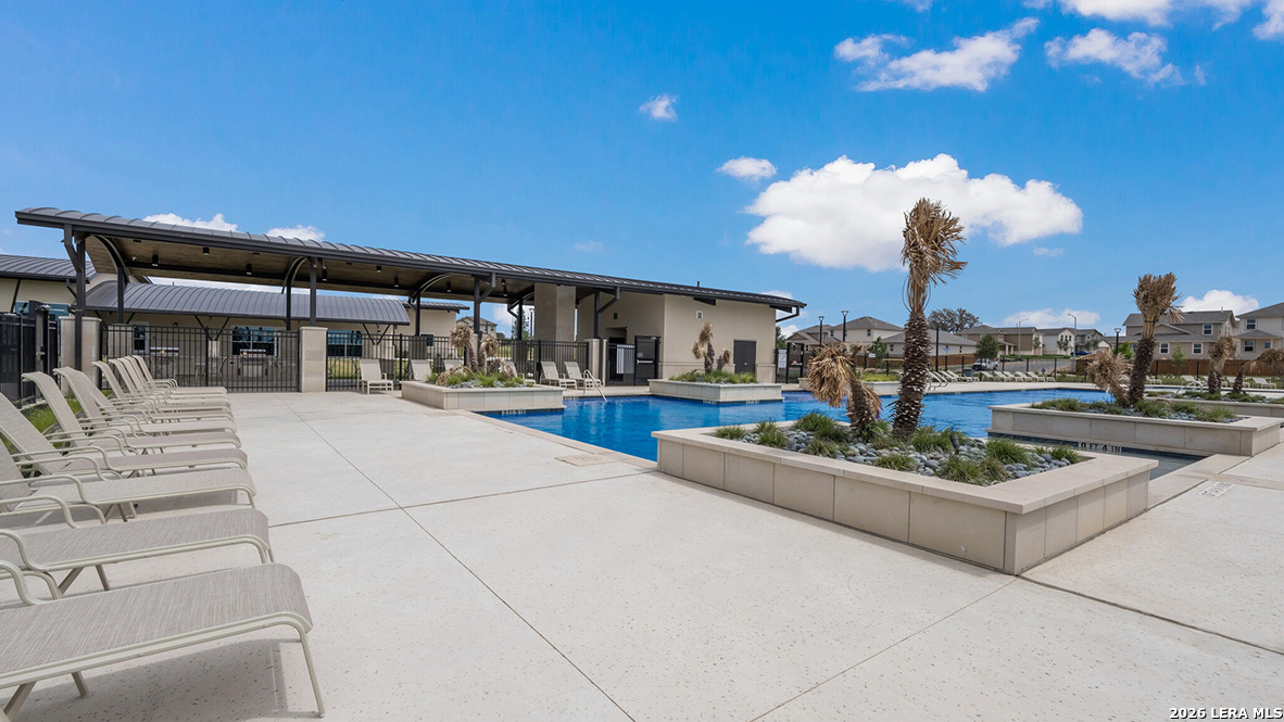 main property photo 75